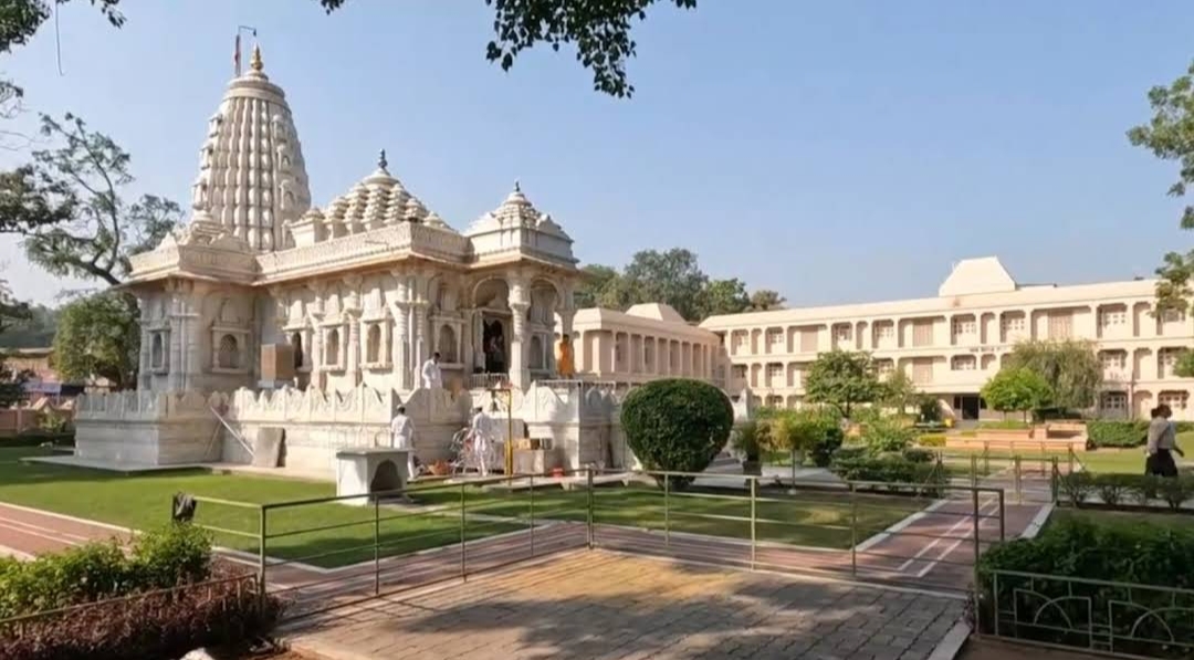 How Much Does a Gajanan Maharaj Trip Cost